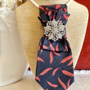 Elegant Black and Red Feather Tie necklace with Brooch